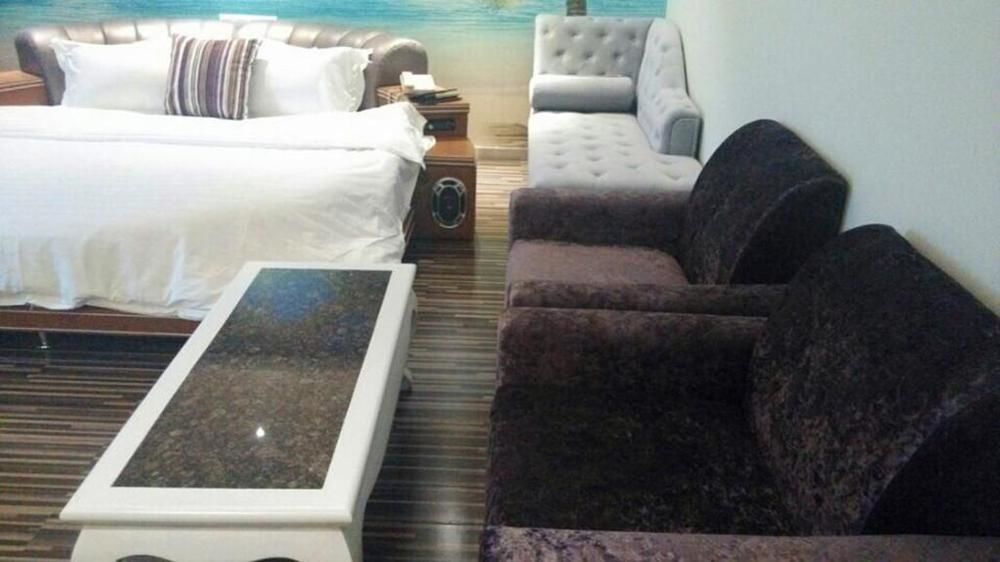 New Zhongxun Business Hotel Yueyang Eksteriør bilde