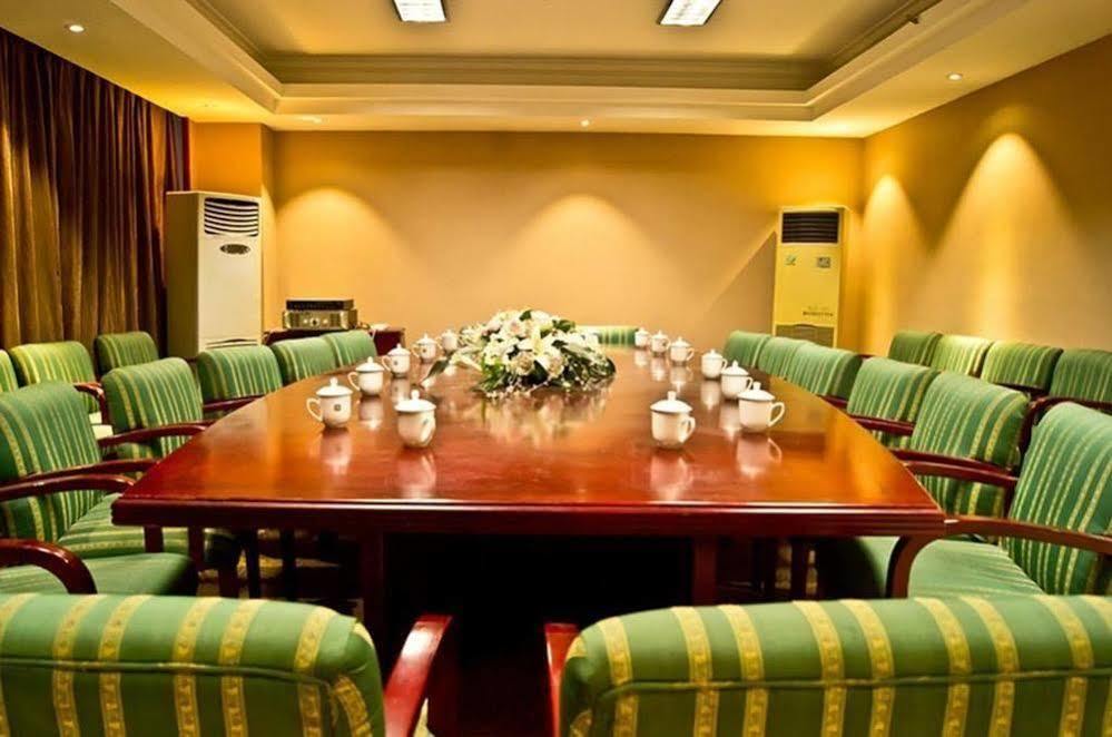 New Zhongxun Business Hotel Yueyang Eksteriør bilde
